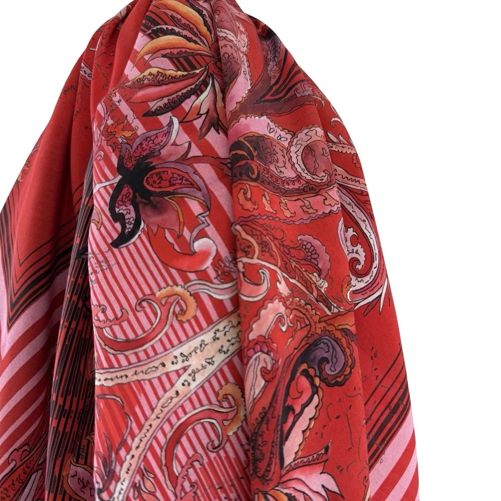 Gottex Silk Scarf Shawl Womens One Size Red Floral Square 55x55 Wrap Foulard NWT